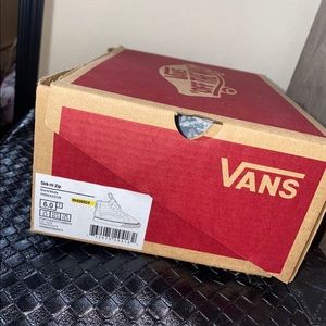 TODDLER VANS